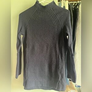 J.Crew navy 100% wool sweater tunic XXS Navy